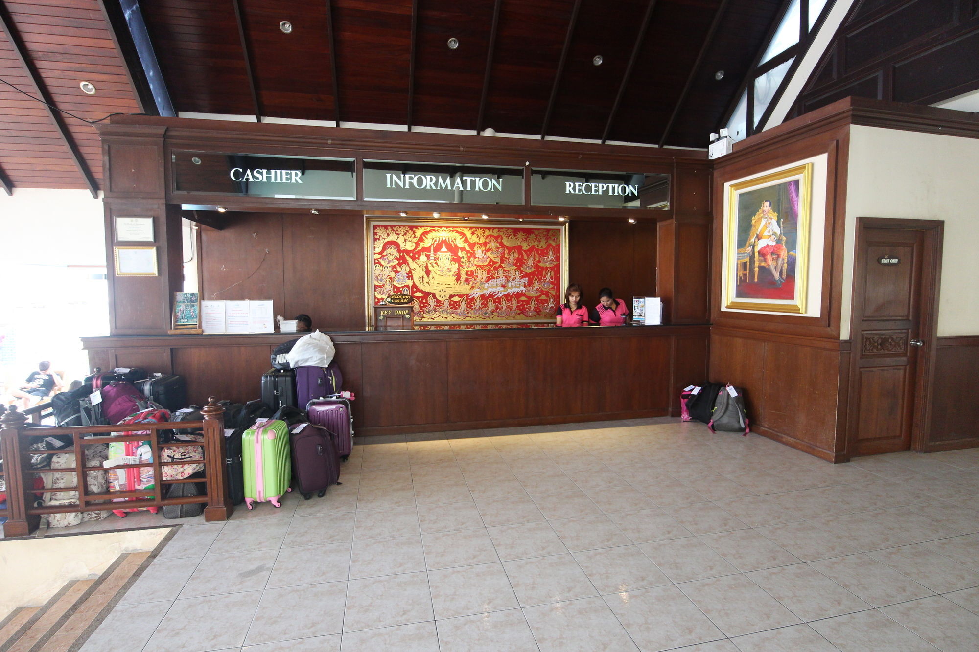 Phi Phi Hotel Eksteriør billede