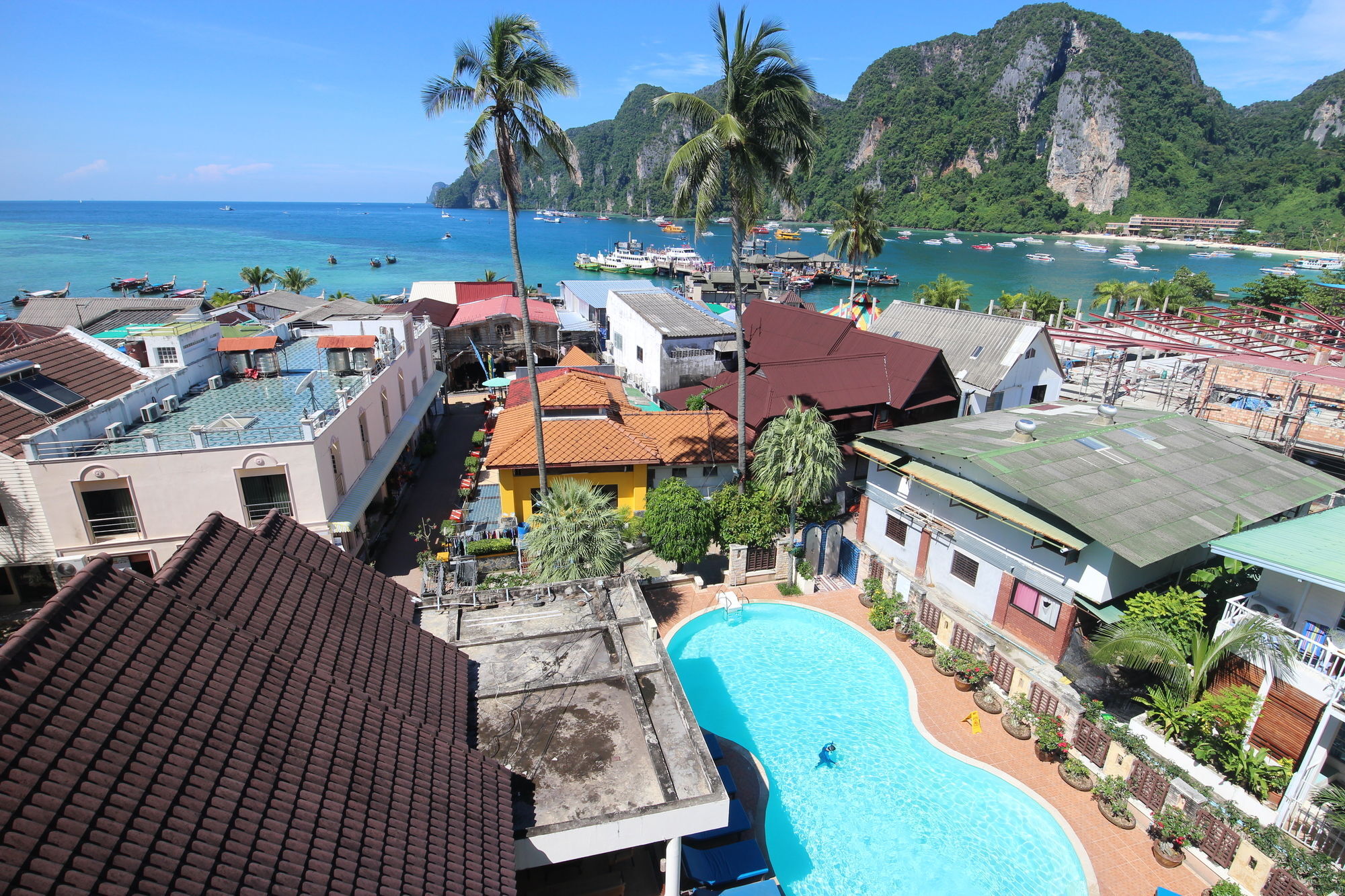 Phi Phi Hotel Eksteriør billede
