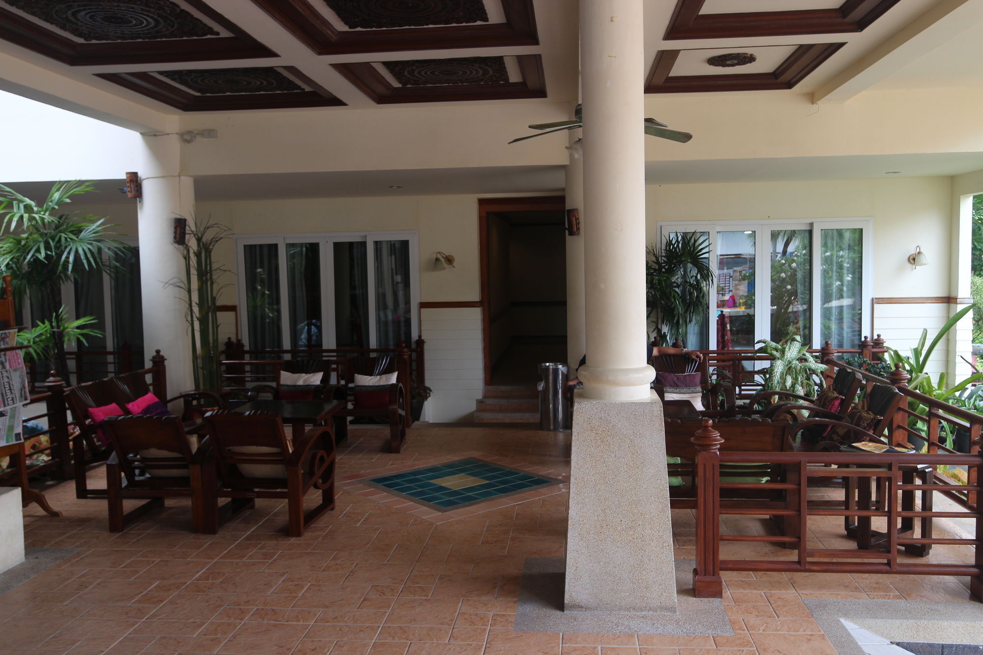 Phi Phi Hotel Eksteriør billede
