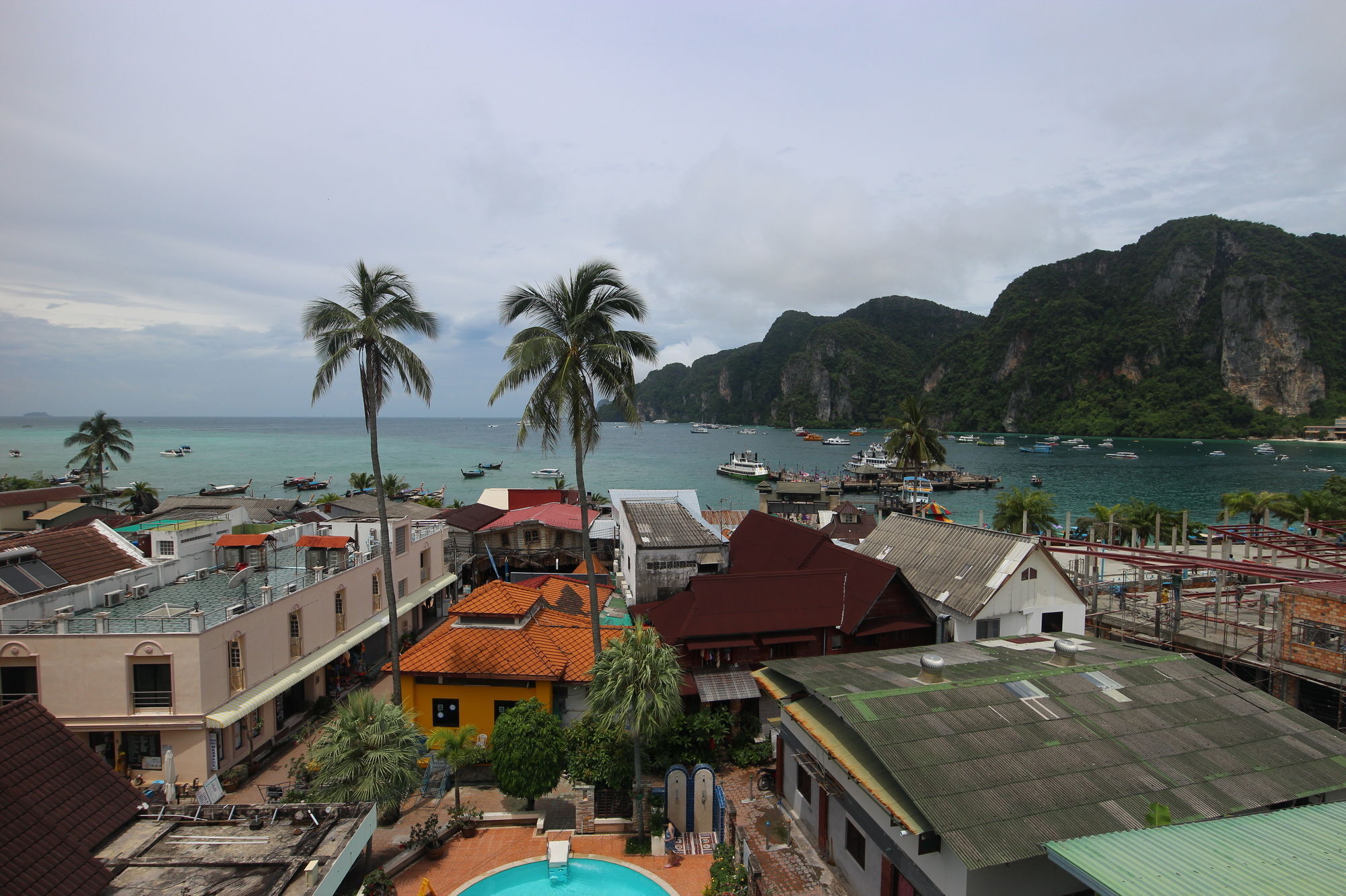 Phi Phi Hotel Eksteriør billede